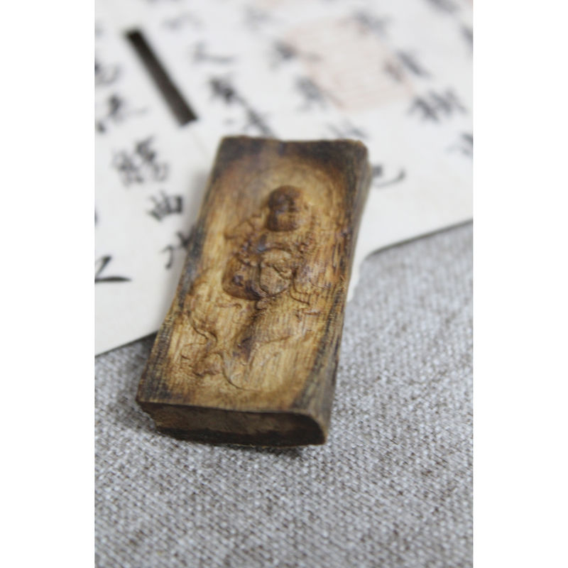 Qualidade Placa de Buda de Agarwood de Qinan com sillagem moderada fábrica