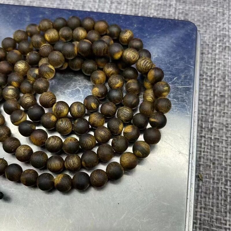 Quality Authentic Agarwood Beads Known for Their Distinctive Scent Ideal for Crafting Unique Jewelry and Spiritual Accessories factory