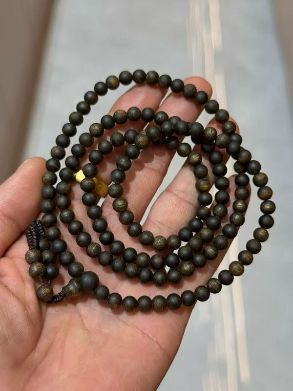 Quality Exquisite Craftsmanship Agarwood Prayer Beads Natural Agarwood Beads Handcrafted Spiritual Meditation Accessories factory