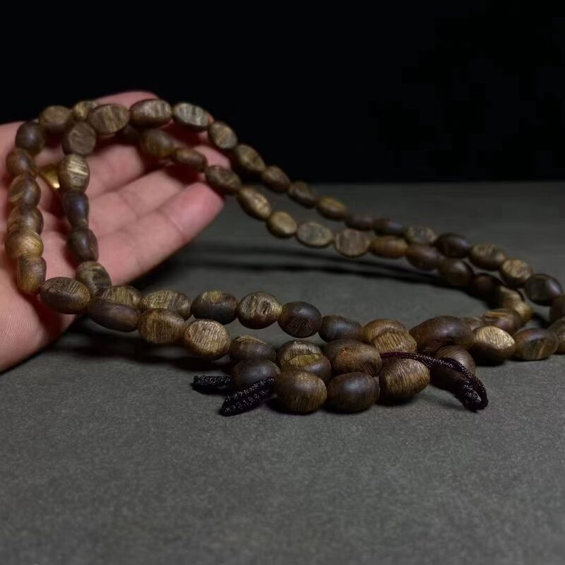 Quality Aromatic Agarwood Beads Handmade for Meditation Prayer and Aromatherapy Supporting Mindfulness and Spiritual Growth factory