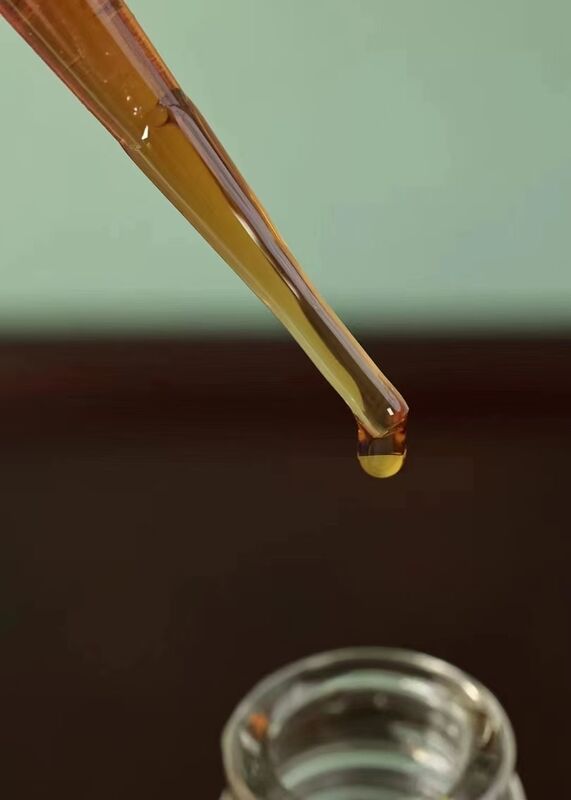 Quality Pure OUD Agarwood raw material ideal for essential oils incense and high end perfume manufacturing industries globally factory