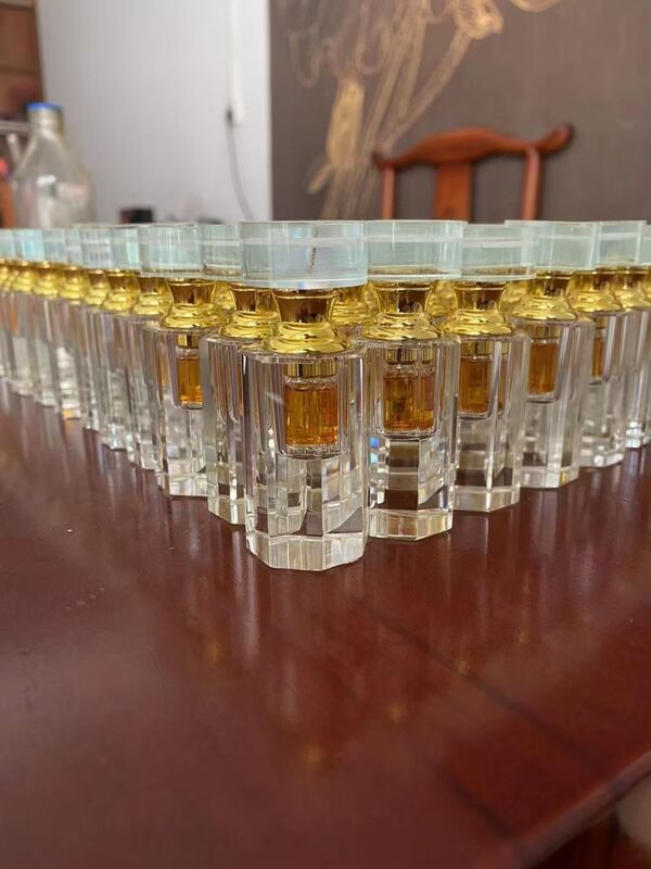 Quality Natural OUD Agarwood high grade resin suitable for creating exquisite scents and traditional aromatic therapies worldwide factory