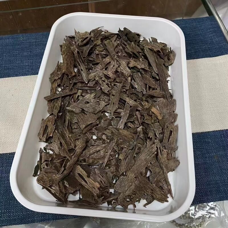 품질 Top grade OUD Agarwood aromatic wood chips perfect for distillation extraction and luxury fragrance formulation processes 공장