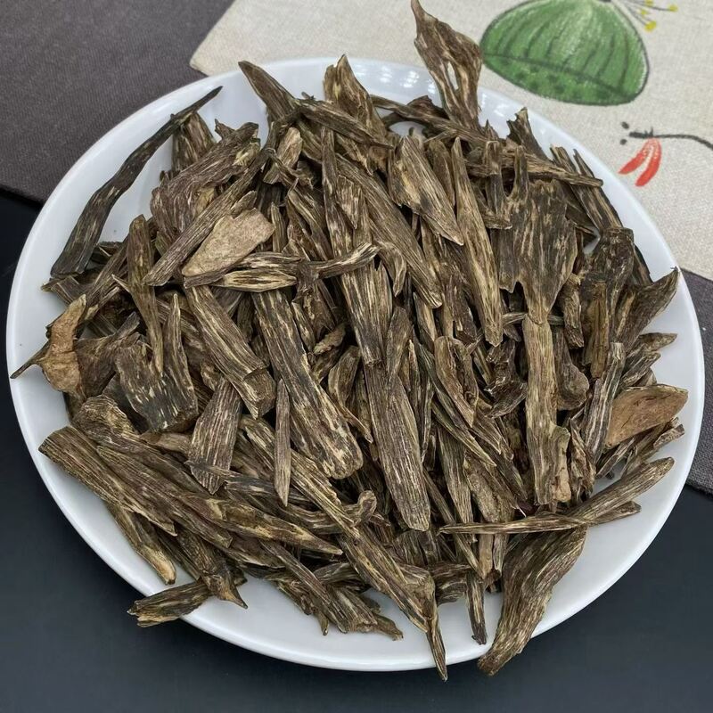 Quality Natural OUD Agarwood high grade resin used in luxury perfume blends traditional medicine and aromatic therapy products factory