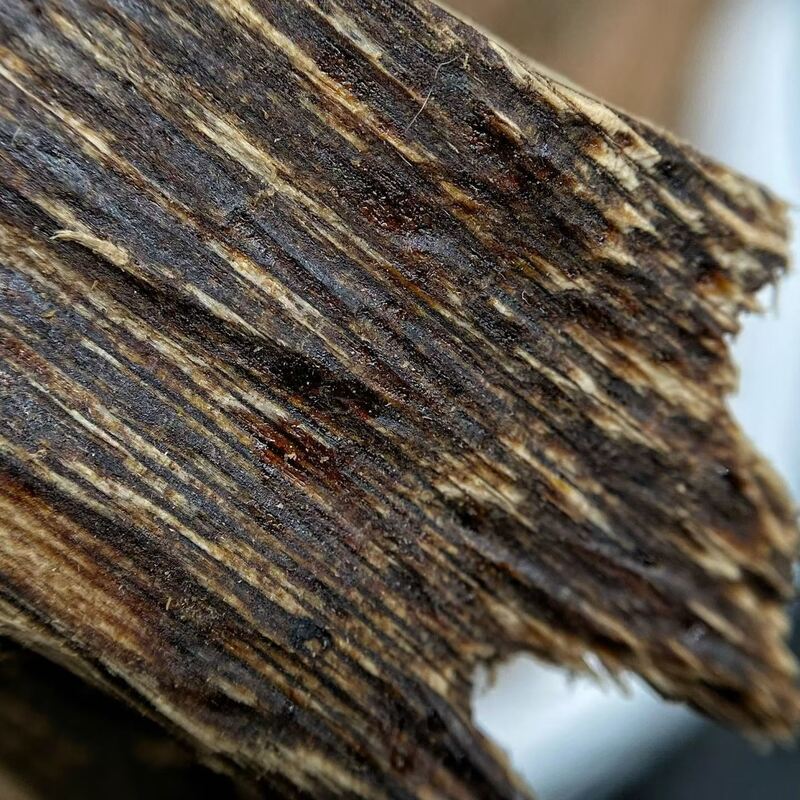 Quality Natural OUD Agarwood resin perfect for essential oil distillation perfume creation and traditional healing formulations factory