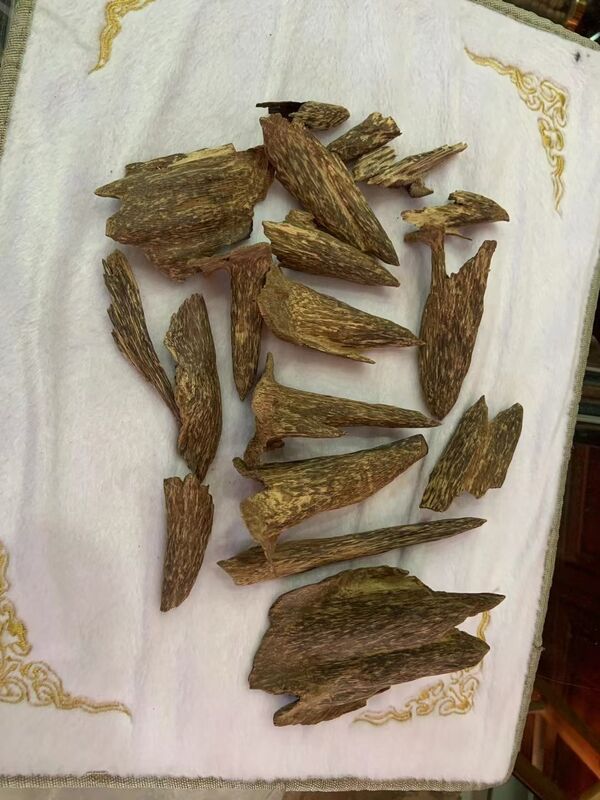 Quality Fineness OUD Agarwood for Special Occasions Raw Ingredients Other Occasion Special Occasions factory