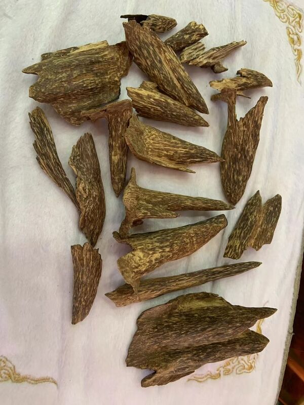 Quality Fineness OUD Agarwood for Special Occasions Raw Ingredients Other Occasion Special Occasions factory
