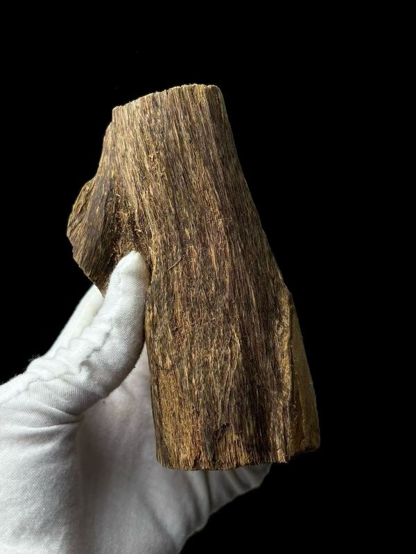 Quality High grade OUD Agarwood resin perfect for essential oil extraction perfume manufacturing and aromatic incense production factory