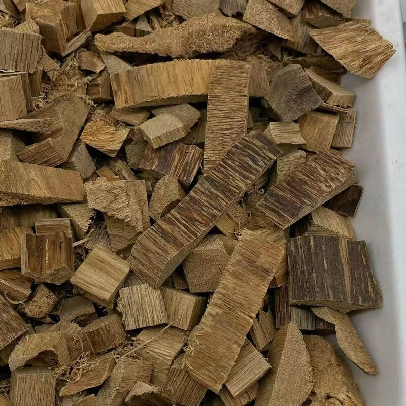 Quality High grade OUD Agarwood resin suitable for crafting exclusive perfumes and therapeutic aromatic products internationally factory