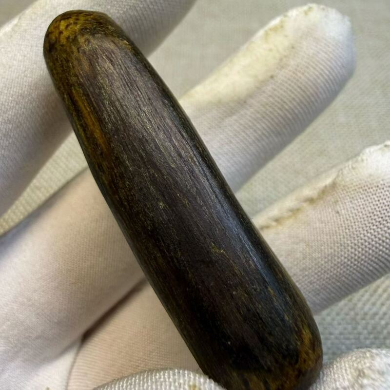 Quality Pure OUD Agarwood raw material ideal for essential oil extraction incense making and high end perfume manufacturing needs factory