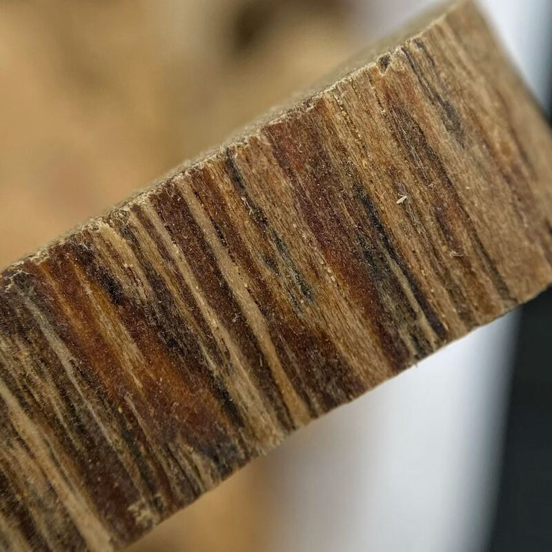 Quality Natural OUD Agarwood resin and wood ideal for crafting luxury perfumes natural incense and therapeutic aromatic products factory