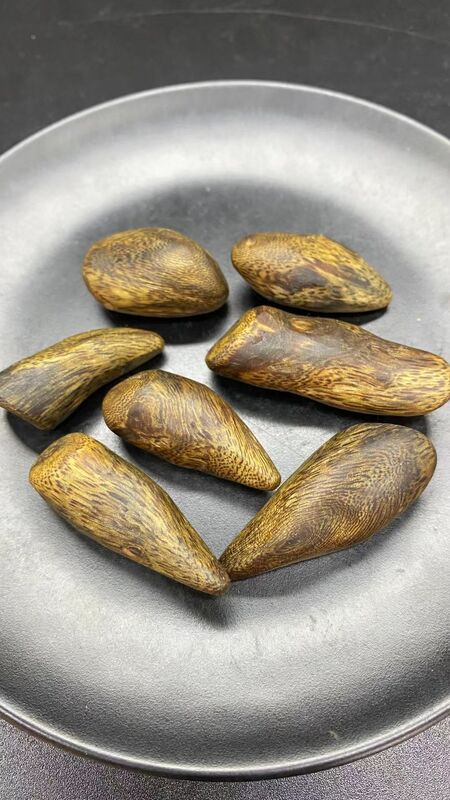 Quality Natural OUD Agarwood fragrant wood suitable for perfume making incense production and aromatic oil extraction worldwide factory