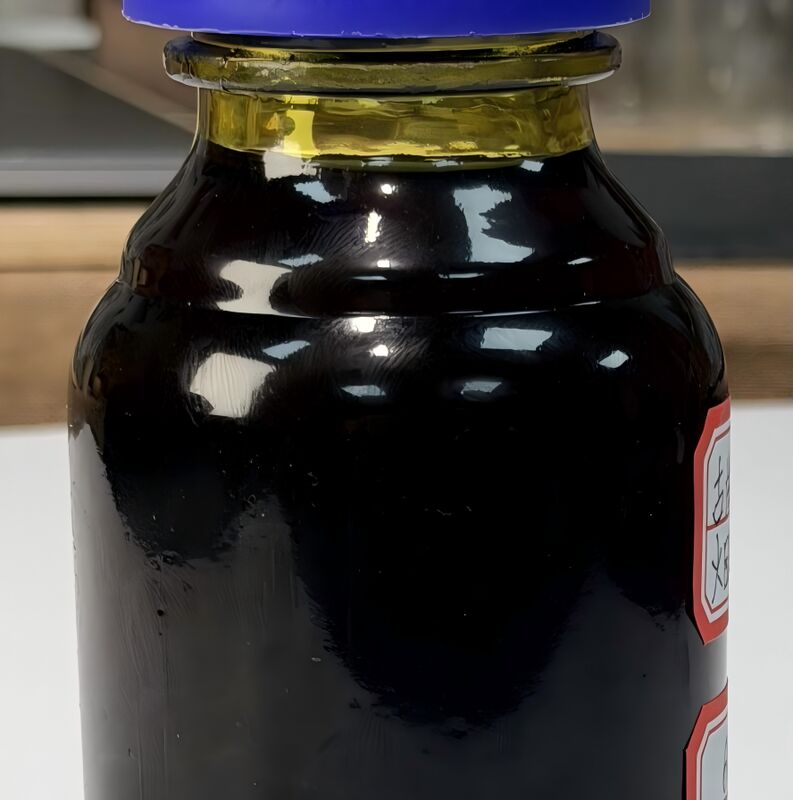 Quality Ancient Water Distilled Fire Eye Slice Agarwood Oil Natural Pure Essential factory