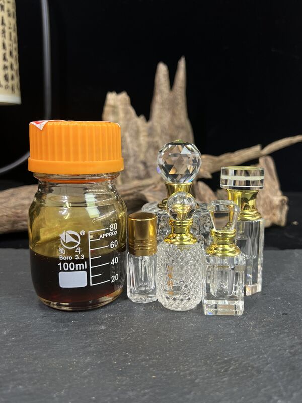 Quality Natural Insect Eye Agarwood Oil Ancient Water Distilled Calming Pure Grade factory