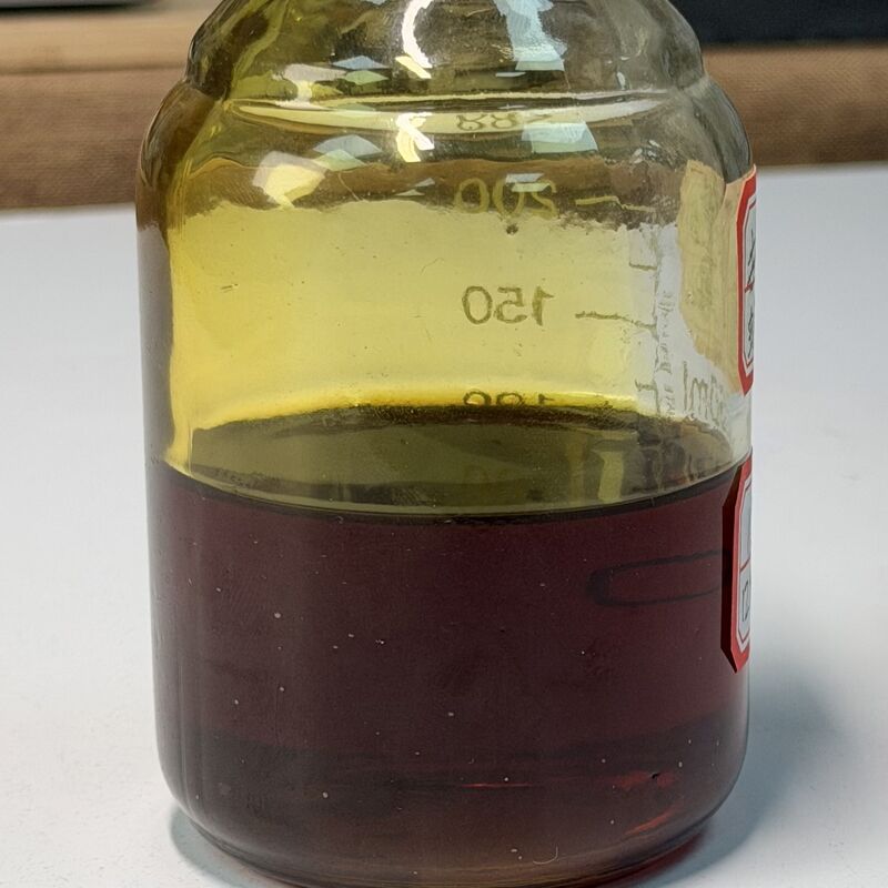 Quality Budget Version Ancient Water Distilled Insect Eye Natural Agarwood Oil Pure Grade factory