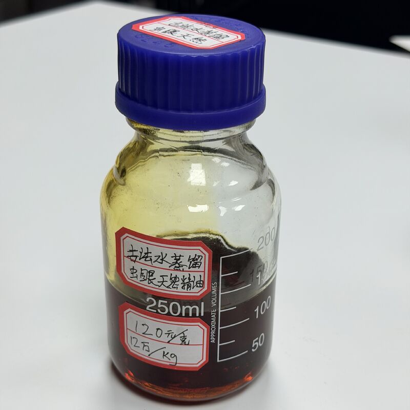 Quality Budget Version Ancient Water Distilled Insect Eye Natural Agarwood Oil Pure Grade factory
