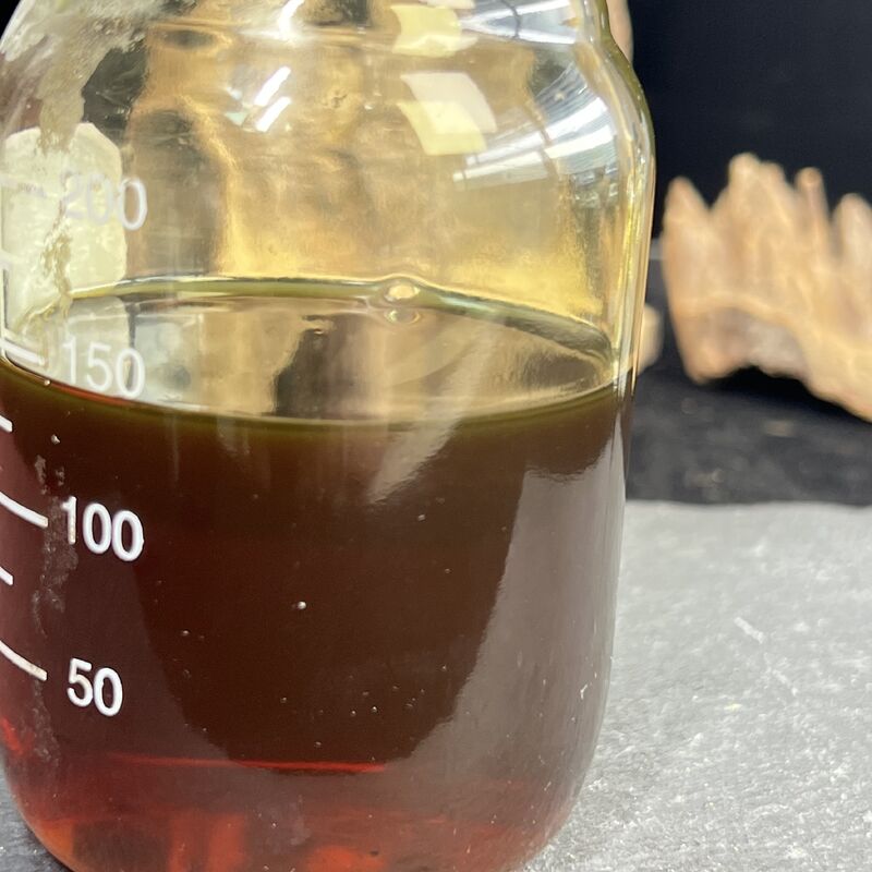 Quality Middle East Style Fermented Agarwood Oil Ancient Distilled Natural Aromatic factory