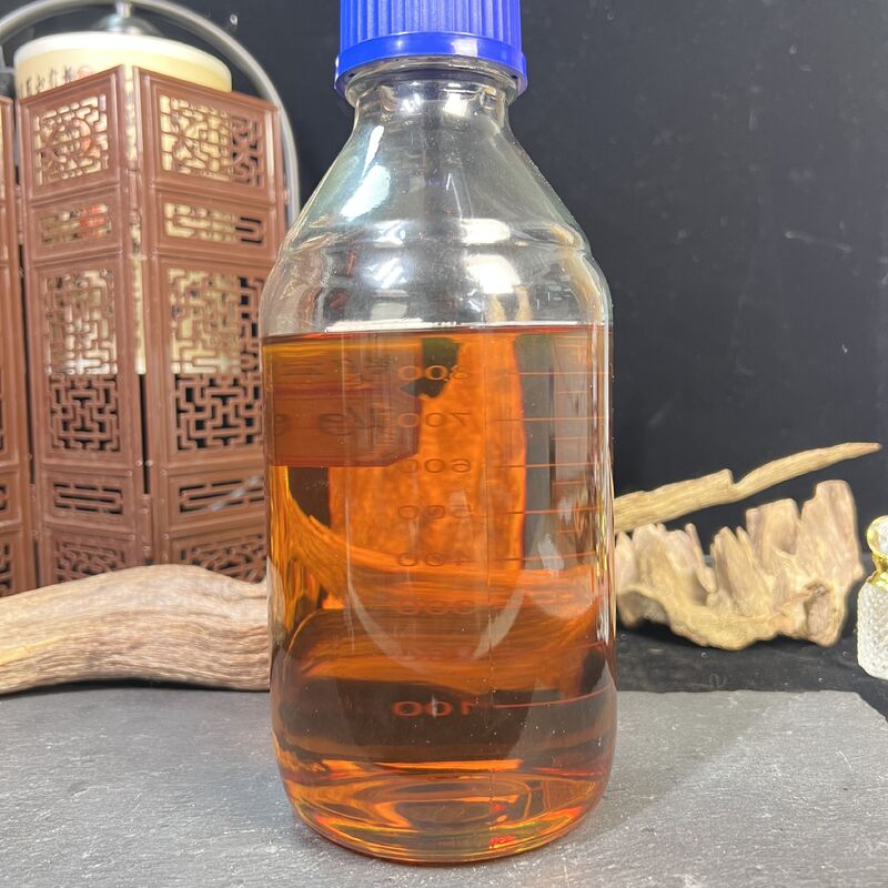 Quality Supercritical CO2 Extraction Custom Essential Oil Agarwood Aromatherapy Grade factory