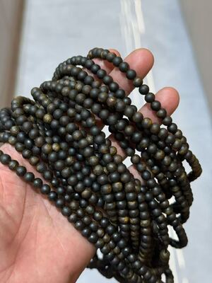 Quality Exquisite Craftsmanship Agarwood Prayer Beads Natural Agarwood Beads Handcrafted Spiritual Meditation Accessories factory