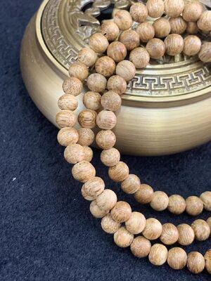 Quality Authentic Agarwood Beads Strung for Prayer Meditation and Mindfulness Practices with Natural Aroma factory