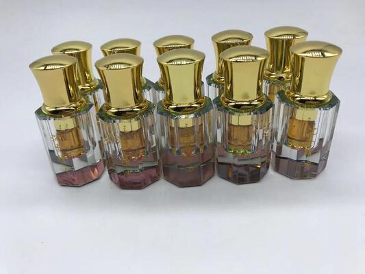 Quality Bulk OUD Agarwood wood and oil extracts suitable for luxury fragrance creation and aromatic product formulation factory