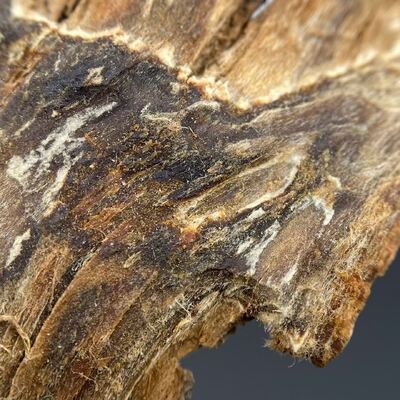 Quality Exclusive OUD Agarwood resin sourced carefully for in high end fragrance formulations aromatherapy and spiritual rituals factory