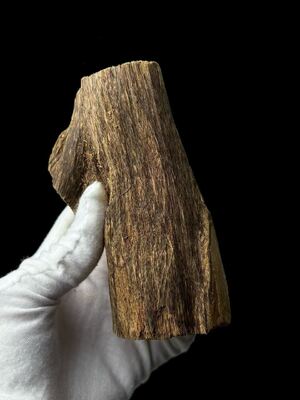 Quality High grade OUD Agarwood resin perfect for essential oil extraction perfume manufacturing and aromatic incense production factory