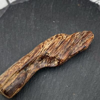 Quality Top grade OUD Agarwood resin pieces excellent choice for luxury candle making and sophisticated aroma diffuser creations factory