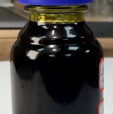 Quality Ancient Water Distilled Fire Eye Slice Agarwood Oil Natural Pure Essential factory
